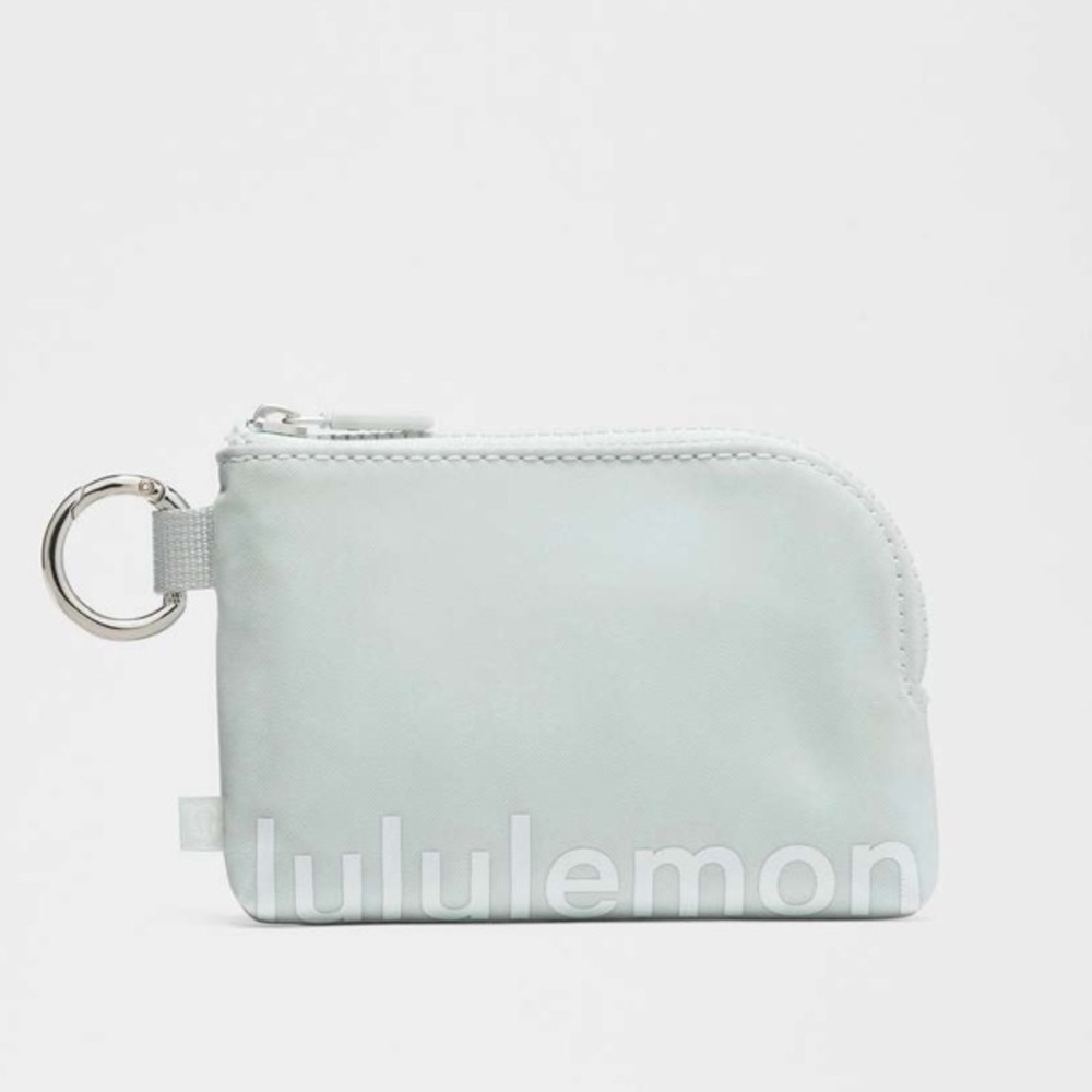 Lululemon | clippable card pouch | mint breeze